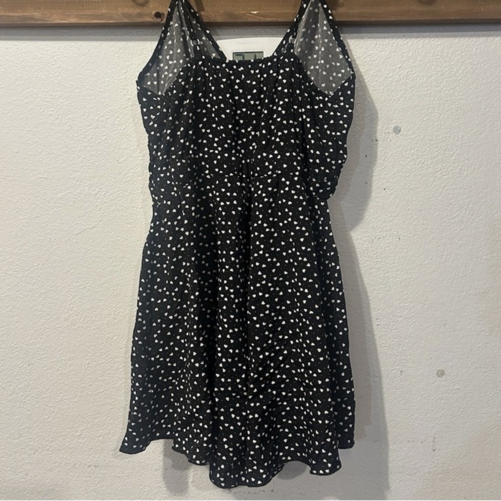 SHEIN Black White Heart Print Romper - Picture 3 of 5